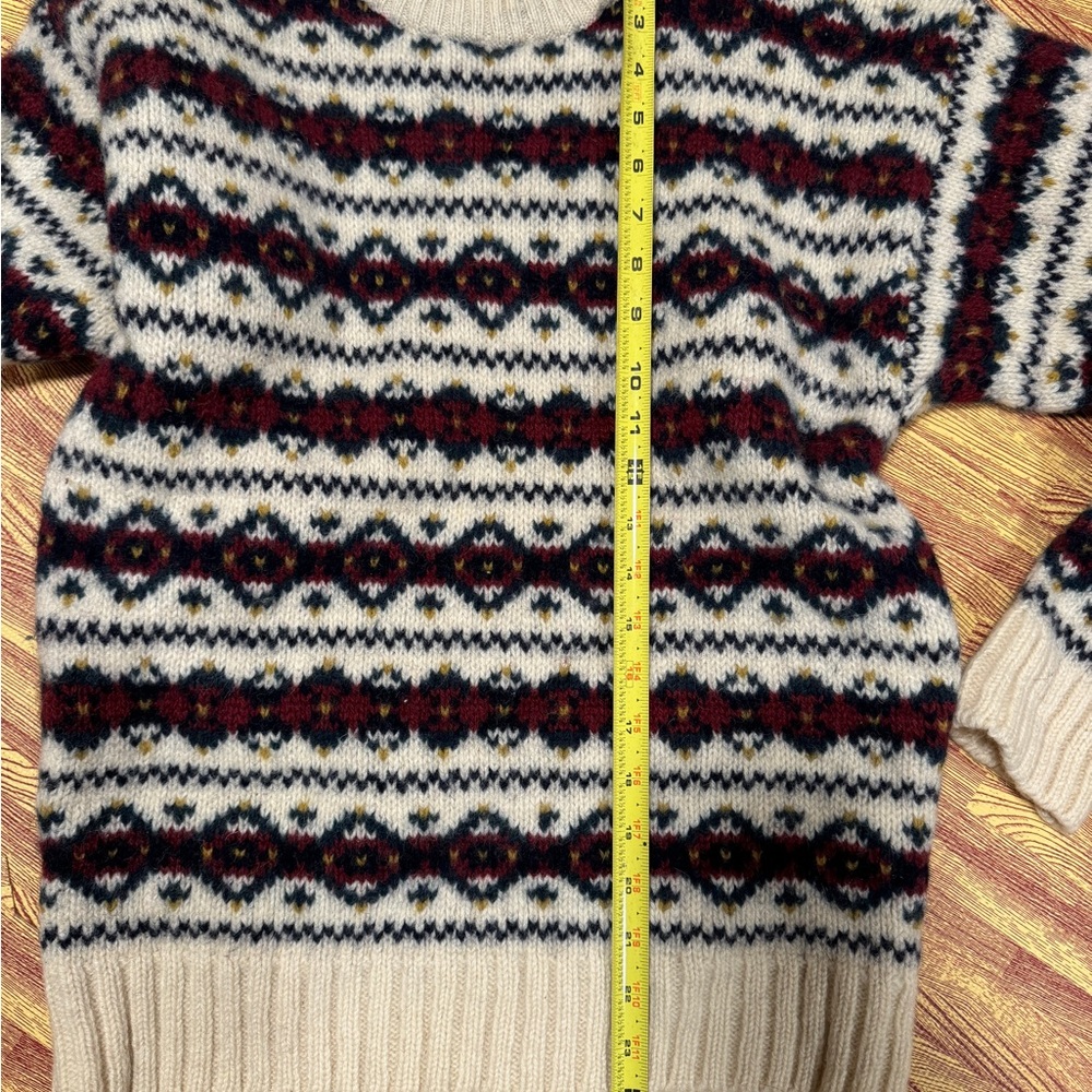 Cozy Patterned Sweater - Picture 3 of 5